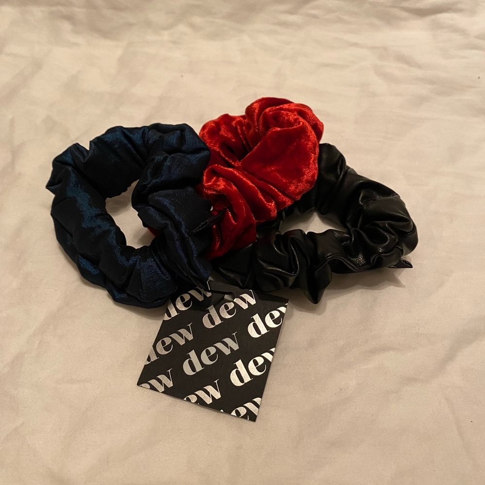 Dew Edit scrunchies by Kaitlyn Bristowe